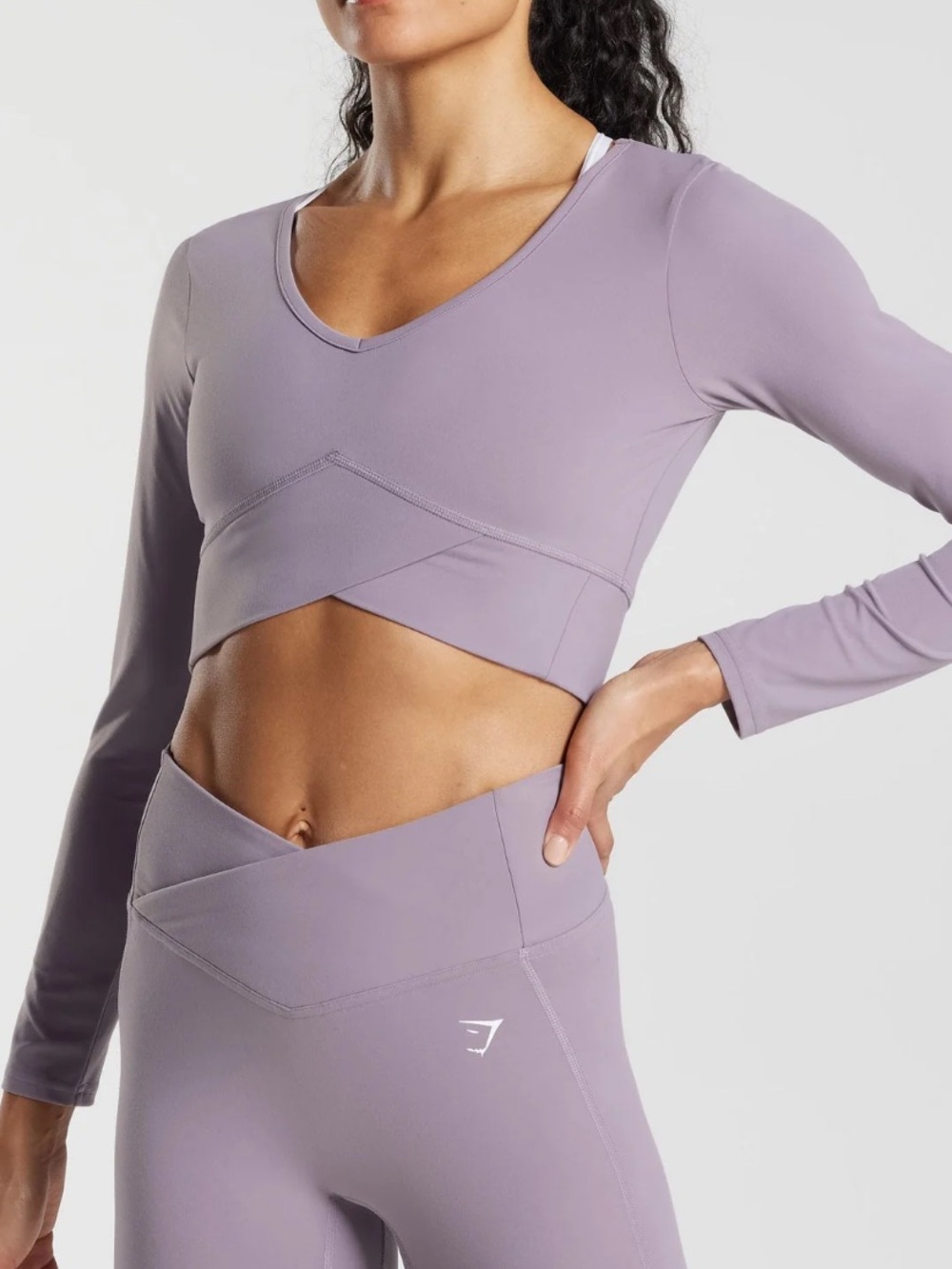 Gymshark long-sleeved workout crop - Picture 2 of 5